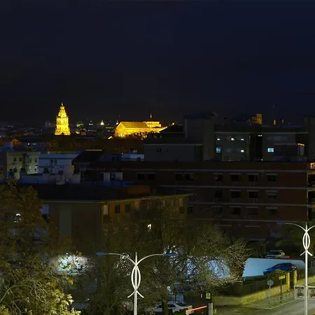 Con Vistas A La Catedral De Apartament Kordoba